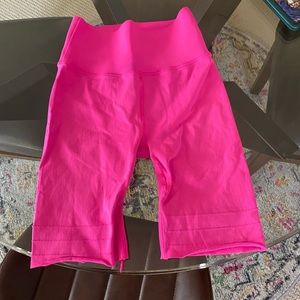 Sculpt knit neon pink biker shorts